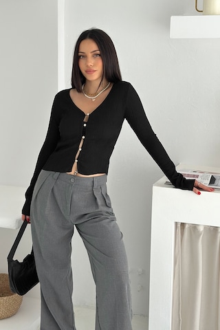 Noa & Noa Kadın Düğme Detaylı Fit Triko Bluz Zarif & Modern Stil Siyah
