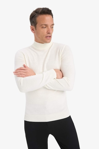 Defacto Slim Fit Dar Kesim Balıkçı Yaka Basic Düz Triko Kazak R1127az25wner100 Ekru