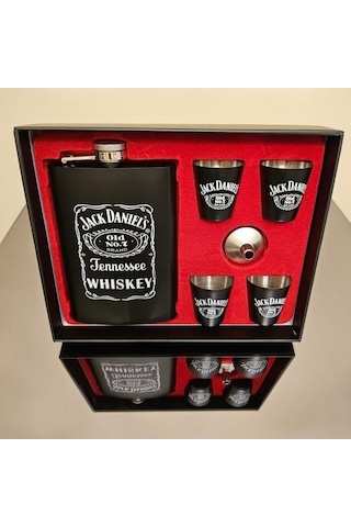 4 Shot Bardaklı Çelik Matara Seti