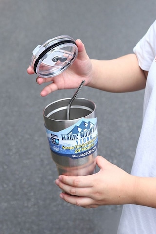 304 Çelik 900 Ml Tek Kapak Çift Kullanım Pipetli Soğuk İçecek El Termos Mug Gri