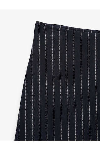 Koton Slim Fit Fermuar Detaylı Çizgili Mini Şort Etek Beyaz Çizgili 7wak10031uk