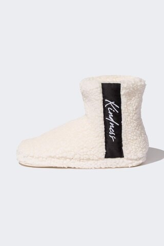 DeFacto Kadın Pelüş Düz Taban Ev Botu D4713AX24AUBG26 Bej