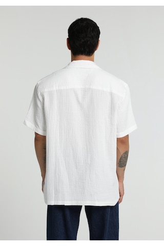 Colin's Colins Relaxed Fit Apaj Yaka Düz Erkek Beyaz Kısa Kol Gömlek Cl1080096 Q1.v1 Wht