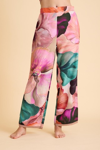 Paradise Sklamen Önden Düğmeli, Kısa Kollu Viskon İpeksi Pijama Takım Desenli