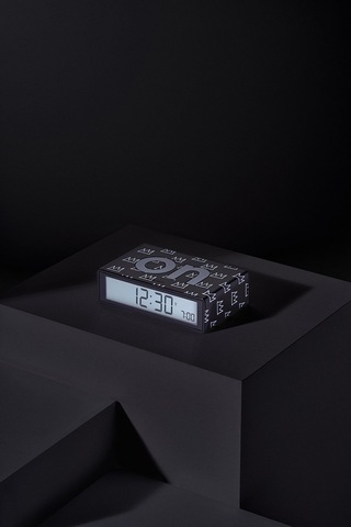 Lexon Flip + Alarm Saat X X Jean-michel Basquiat Crown