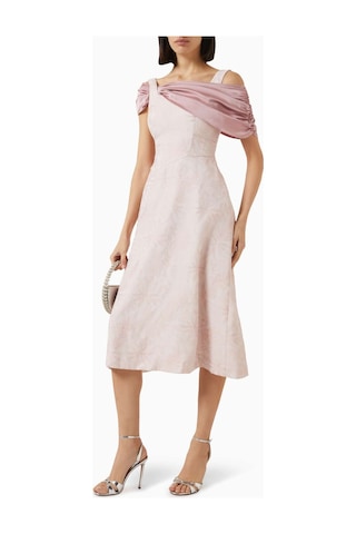 Eegen Studio Off Shoulder Toplu Midi Elbise - Şık, Fitted Bel Ve A - Line Etek Tasarımı İle Pembe
