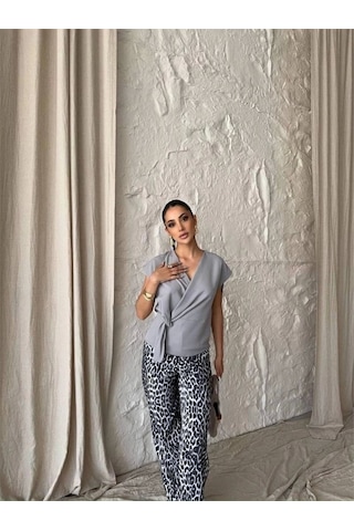 Yandan Bağlama Detaylı Kolsuz Bluz - Gri Gri
