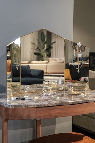 Makyaj Aynası Masaüstü Büyük Pirinç Gold 80x50cm