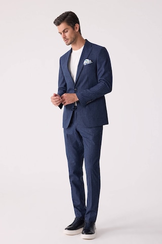 Erkek Mavi Slim Fit Çizgili Torba Cep Jogger Pantolonlu Sivri Yak