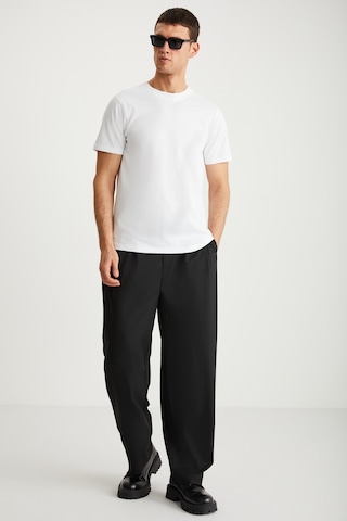 Mıchel Erkek Slim Fit Dar Kesim %100 Organik Pamuklu Yana Kayan Dikişli Basic Örme Beyaz T-shirt