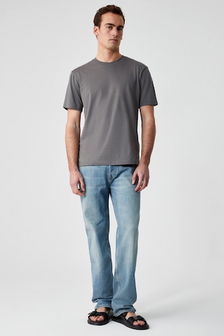 Grimelange Solo Erkek %100 Organik Pamuklu Kalın Dokulu Comfort Fit Bisiklet Yakalı Gri T-shirt Gri