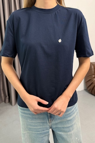 Giysa Kadın Gümüş Aksesuar Detaylı Pamuklu T-shirt Lacivert - 26y 26510