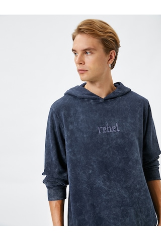 Koton Kapşonlu Sweatshirt Yıkamalı Slogan İşlemeli Ribanalı Şardonlu Mavi 4wam70275mk Mavi