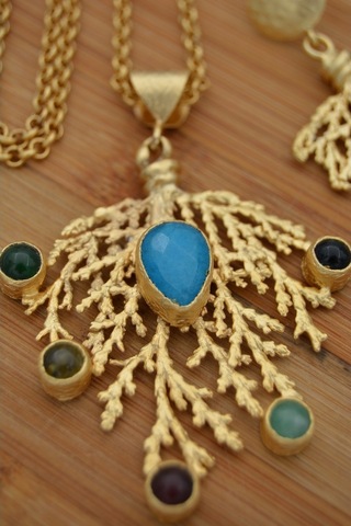 Stoneagejewellery Stoneage Altın Kaplama Bayan Kolye Turkuaz Ve Yeşim Taşlı Altın