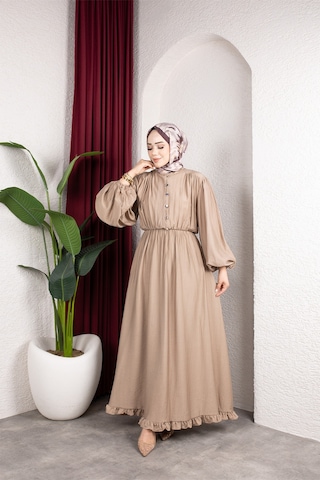 Hira Life Fashion Kadın Çilek Kumaş Ve Önü Düğmeli Eteği Fırfırlı Hakim Yaka Elbise Bej Bej