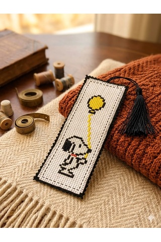 Snoopy Kanaviçe Kitap Ayracı Snoopy Kanaviçe Kitap Ayracı
