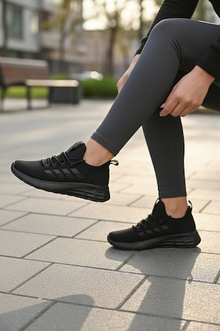 Enoch Kadın Hafif Koşu Ayakkabısı Nefes Alan Triko Örgü Sneaker Siyah
