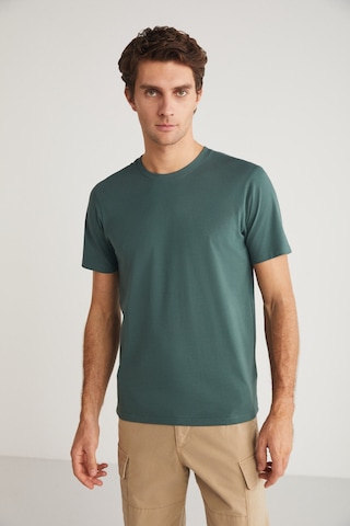 Grımelange Mıchel Erkek Slim Fit Dar Kesim %100 Organik Pamuklu Yana Kayan Dikişli Basic Örme Yeşil T-shirt
