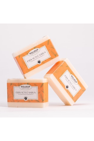 Biolueur Eşek Sütlü Doğal Bakım Sabunu 3 x 150 G Biolueur Eşek Sütlü Doğal Bakım Sabunu 3 x 150 G