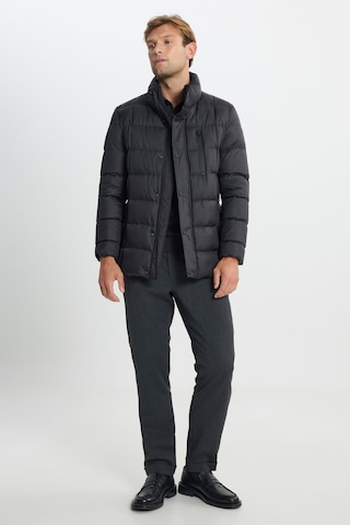 AC&Co / Altınyıldız Classics Erkek Sıyah Standart Fit Normal Kesim Dik Yaka Yan Cepli Mont Siyah