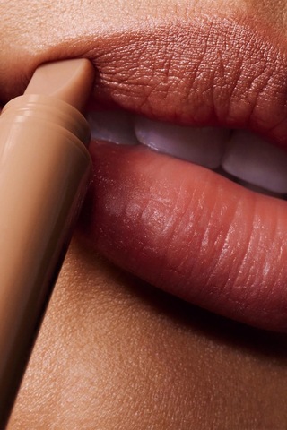 Rhode Peptit Destekli Dudak Kalemi Lift 0.75gr Lift