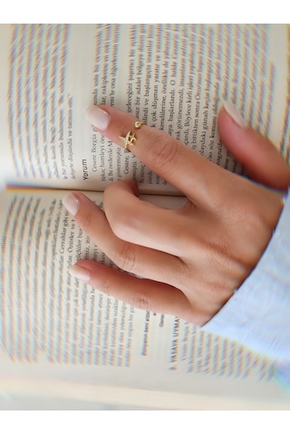 Yıldız Model Zirkon Taşlı Eklem Kıkırdak Kemik Ayarlanabilir Model Altın Renkli Yüzük Gold