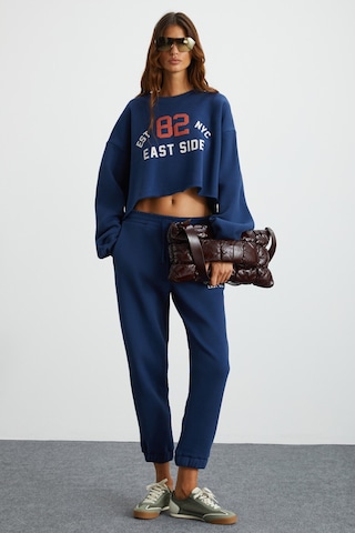 Gloryy Kadın Comfort Fit Baskı Detaylı Lastikli Paça Organik Pamuklu Lacivert Eşofman Takımı