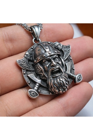 Paslanmaz Çelik Iskandinav Mitolojisi Norse Balta Figürlü Tanrı Odin Kolye / Viking Savaşçı Kolye Gümüş - Gri