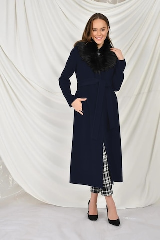 Tamboy Yakası Kürklü Kaban 001