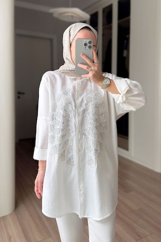 Kahijab Rose Boncuk İşlemeli Gömlek - Beyaz