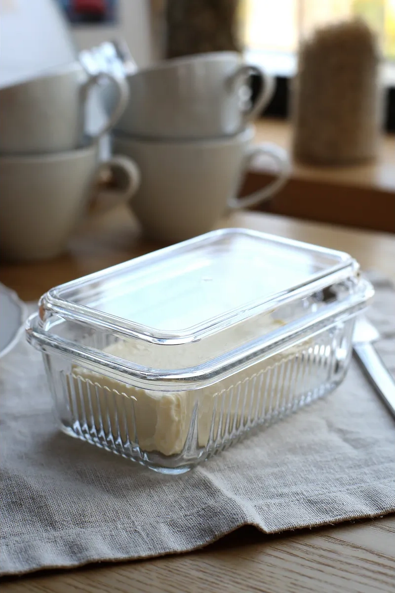 Pıta Kapaklı Teraryum Kapalı Mutfak Eşyası İçin Tereyağı Kabı 333080925 Beyaz