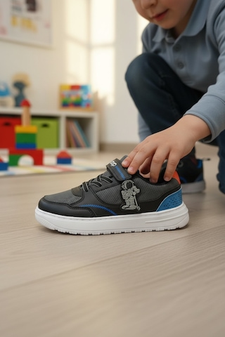 Enoch Astronot Figürlü Ve Uzay Temalı Çocuk Spor Ayakkabı Siyah