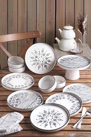 KitchenLife Stackable Ethnical 11 Parça Ayaklı Sunum Servis Tabaklı 6 Kişilik Kahvaltı Takımı Çok Renkli