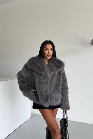 Neşeli Butik Kadın İçi Astarlı İthal Kürk Kaban Nbg111 Antrasit