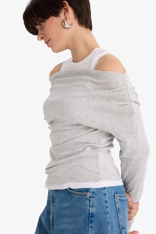 Defacto Slim Fit Dar Kesim Tek Omuzlu Çift Katmanlı Ribana Uzun Kollu Tişört G6336ax25wngr93 Gri-gr93