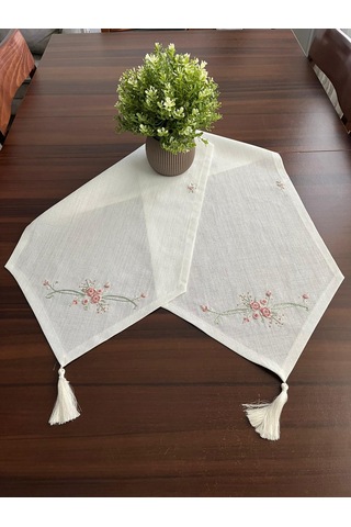Rokoko Nakışlı Keten Ekru Renk Runner Masa Ve Tv Konsol Örtüsü Ekru