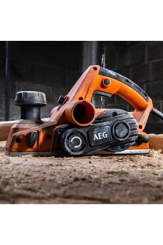 Aeg PL 700 700 W Planya Makinesi T4935472008