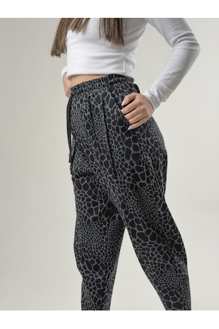 Cocopelli Cep Detaylı Leopar Desenli Kadın Baget Pantolon Coc2645 Desenli