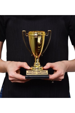Kişiye Özel Büyük Boy Ödül Kupası Altın