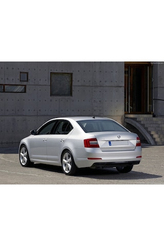 Skoda Octavia 3 A7 13-17 Arka Bagaj Kapak SKODA Yazısı 5JA853687
