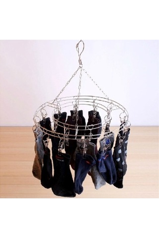 Novahub Yuvarlak Paslanmaz Çelik Elbise Askısı 20 Klipsli, Geniş Uygulama Alanlı Kırmızı