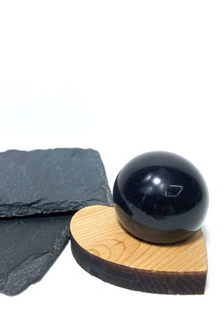 Obsidyen Taş Küre
