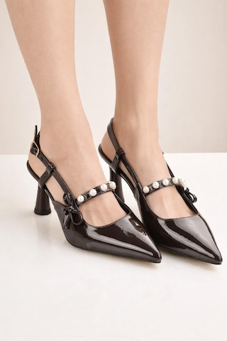 Modaonn Kadın Sivri Burun İnci Detaylı Slingback İnce Topuk Rugan Ayakkabı Kahverengi