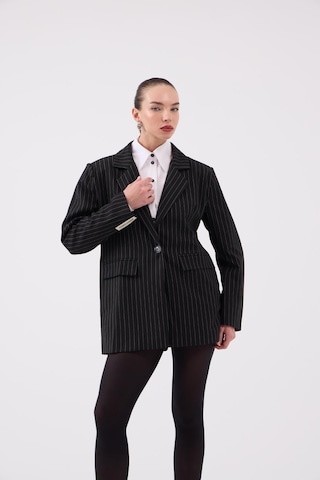 Holly Lolly Oversize Kesim Çizgili Strip Blazer Ceket Siyah