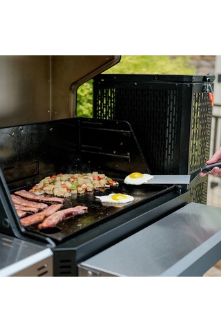 Masterbuilt Gravity Serisi 800 Dijital Kömürlü Smoker  Mangal