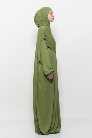 Pratik Tek Parça Pamuklu Yarasa Kollu Tak Çıkar Başörtülü Tesettür Namaz Elbisesi Fıstık Yeşili Çok Renkli
