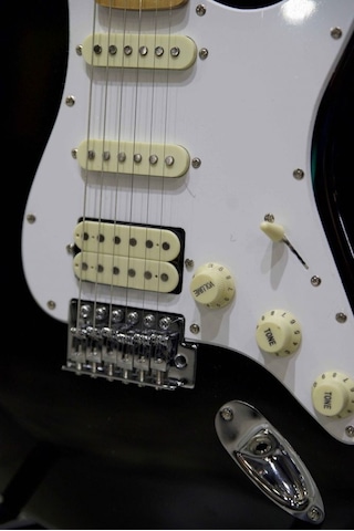Kozmos Kst-57Hss-Gmn 57 Stratocaster Hss Bk - Siyah Elektro Gitar