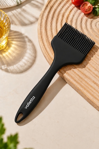Premium Yanmaz Yapışmaz Isıya Dayanıklı Silikon Yumurta, Hamur Fırçası Siyah
