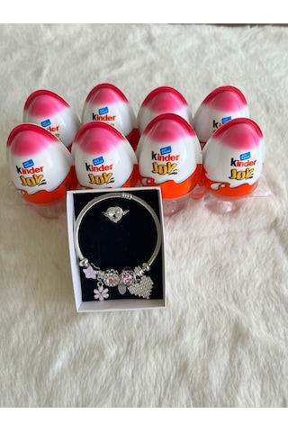 8 Kinder Yumurta İçinden Çıkan Kalpli Yüzük Ve Charm Bileklik