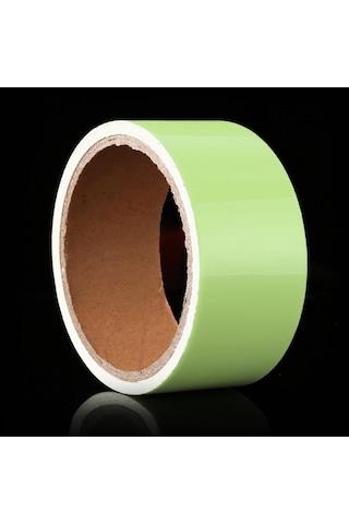 Novahub Yeşil Işıklı Bant Duvar Stickerı, 5cm X 10m, Karanlıkta Parlayan Fotolüminesan Bant